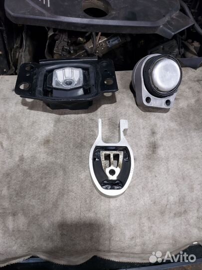 Опоры двигателя форд мондео 3 4 2.0 МКПП