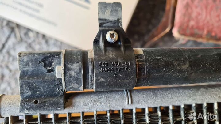 Радиатор audi Q5 2013 г.в