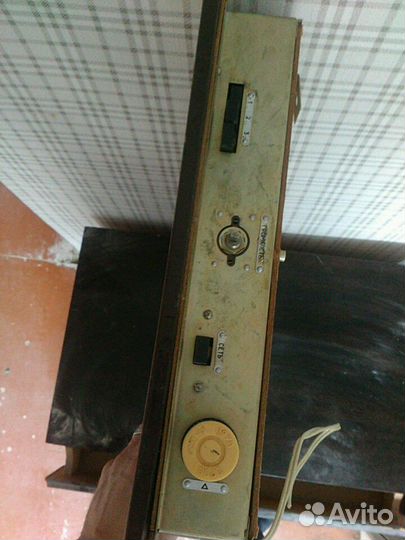 Сувенирный трёхпрограммный громкоговоритель 