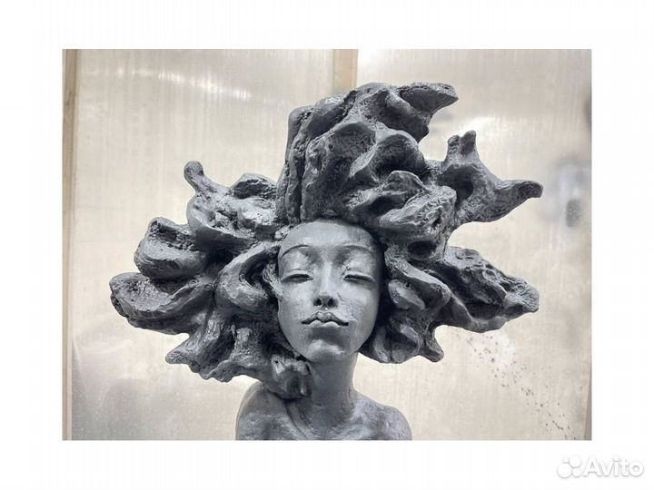 Современна скульптура Мечты Валери 110 см