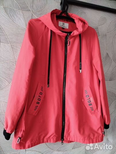 Ветровка женская