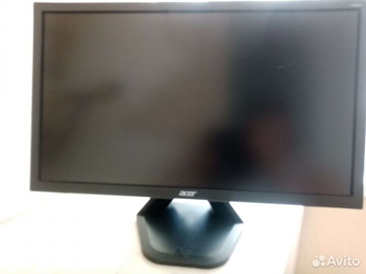 Монитор широкоформатный Acer 24