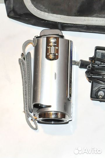 Видеокамера JVC GZ-MG330HER