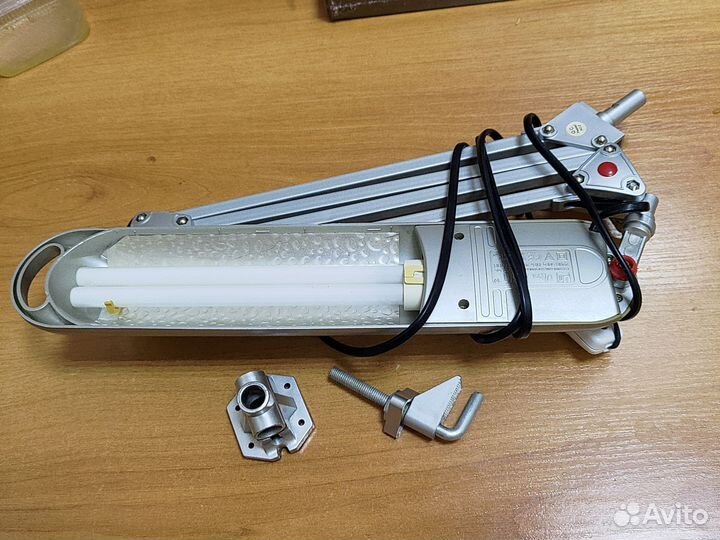 Лампа настольная