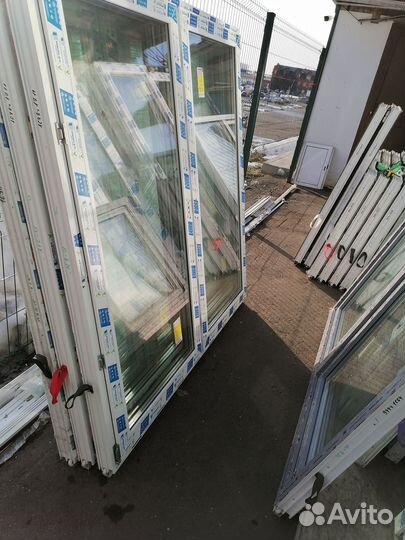 Пластиковые окна 120х120