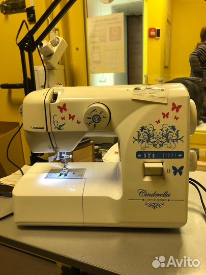 Швейная машинка jaguar Cinderella