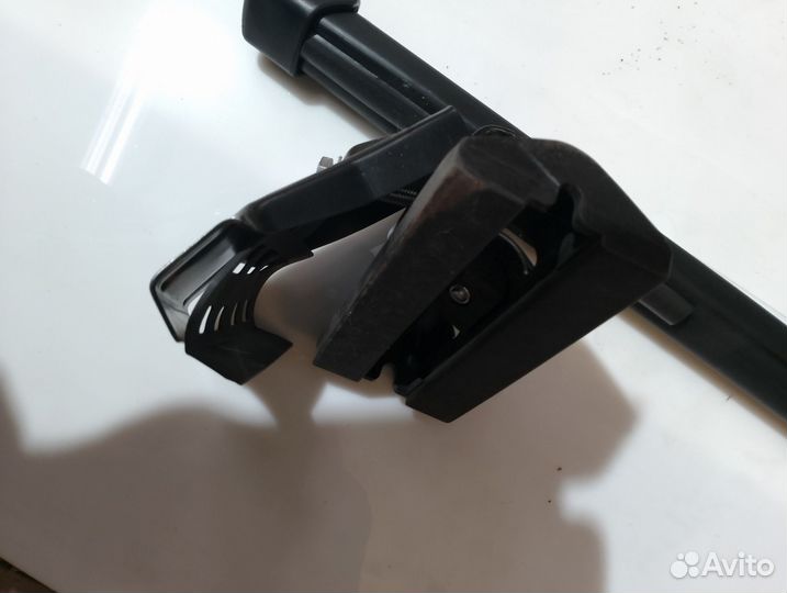 Багажник перекладины универс-е на гладк. крышу