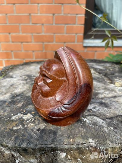 Деревянный будда