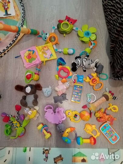 Игрушки погремушки