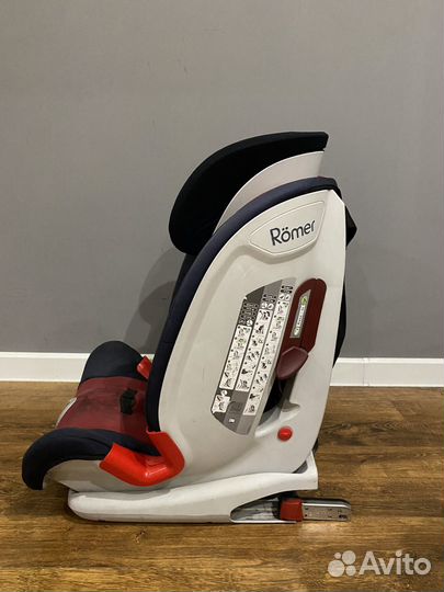 Детское авто кресло