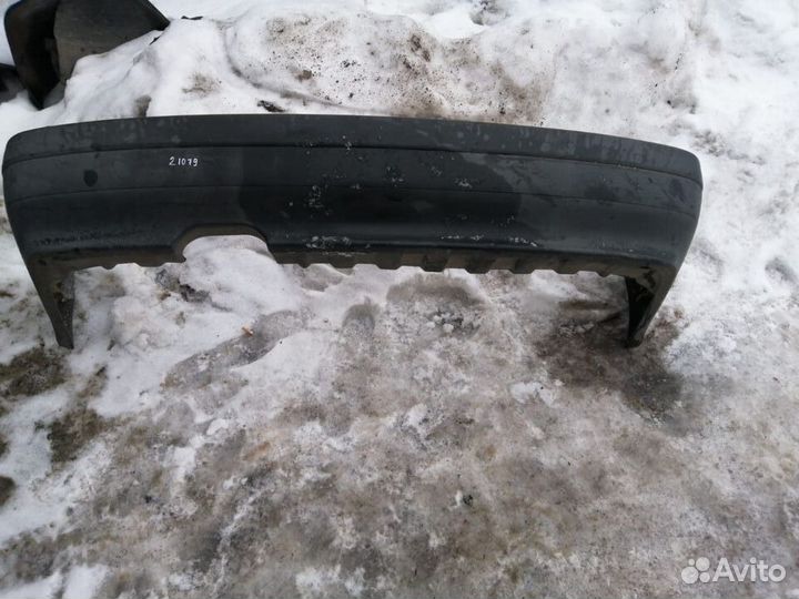 Задний бампер Audi 80 B3