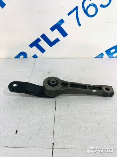 Опора двигателя нижняя skoda yeti 1 рест 1.6 MT