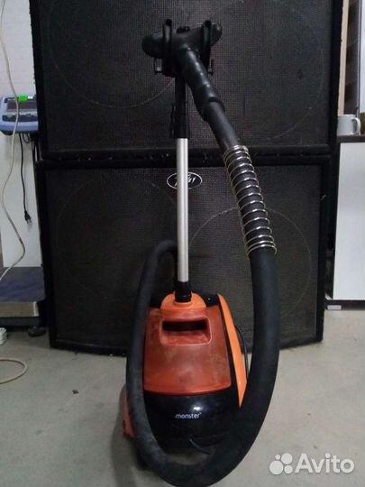 Отпариватель для одежды Monster MB-10035