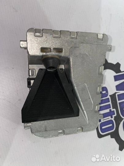 Камера переднего обзора (kafas) Mercedes-Benz GLE