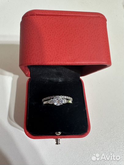 Серебряное кольцо