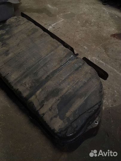 Топливный бак Mazda mpv lw 5w 1999-2006