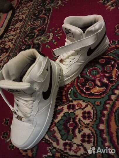 Кроссовки зимние женские nike 37