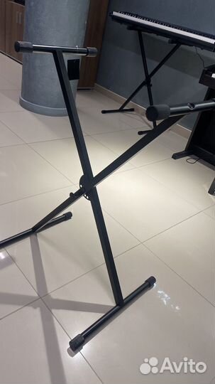 Стойка для цифрового пианино