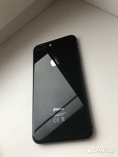 iPhone 8 Plus, 64 ГБ