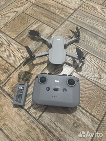 Квадрокоптер DJI mini 2 fly more combo