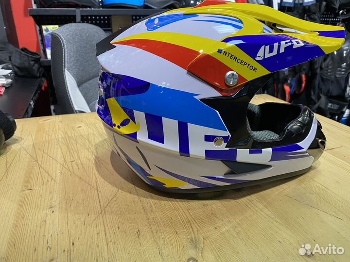 Мотошлем Interceptor Ufo
