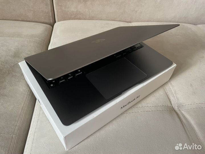 Apple macbook air 13 2020 m1 8gb 256