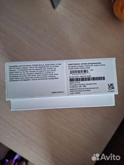 Продам наушники Apple AirPods 3rd generation