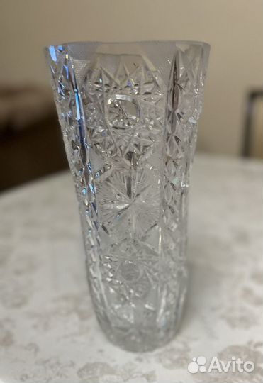 Хрустальная ваза