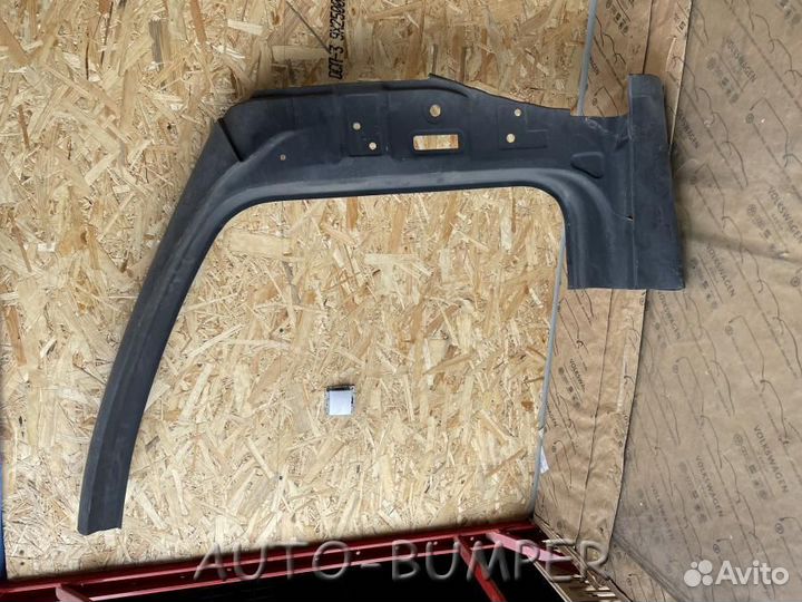 Volkswagen Golf 2009-2013 Боковая панель кузова пр