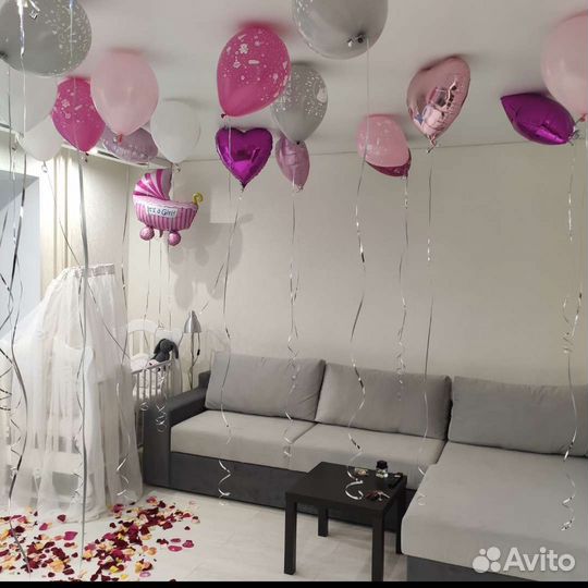 Детская кровать с матрасом,маятником и колесами