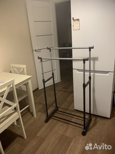 Вешалка напольная