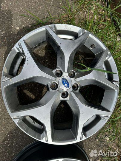 Оригинальные литые диски Subaru forester