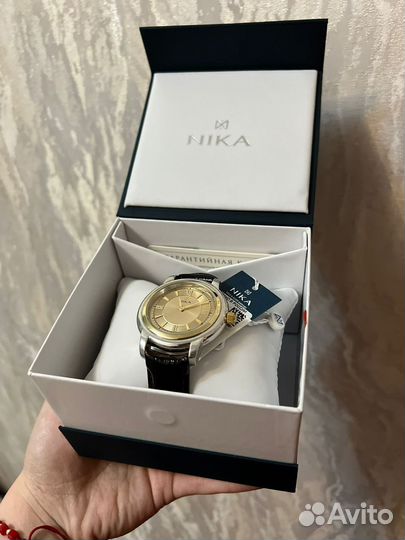 Золотые часы ника