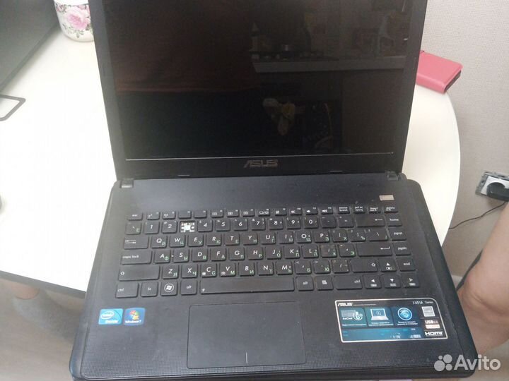 Ноутбук asus