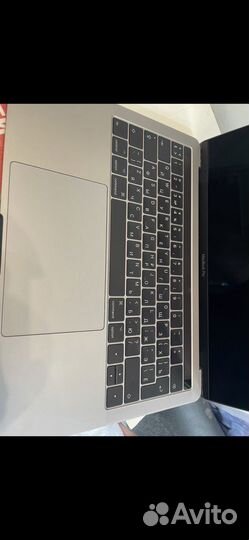 Macbook pro 13 2017 touch bar