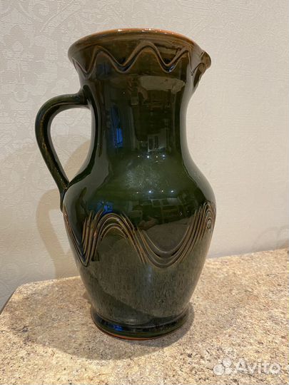 Глиняный кувшин