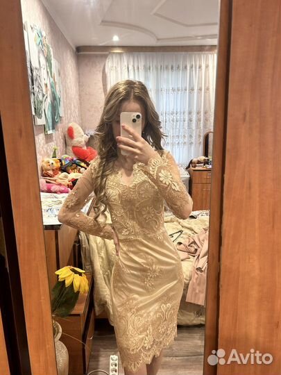 Вечернее платье