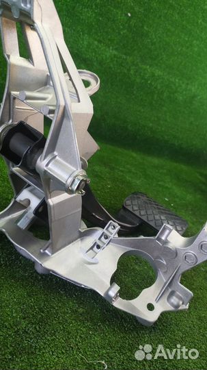 Педаль тормоза Audi A6 C6 cdya 2011