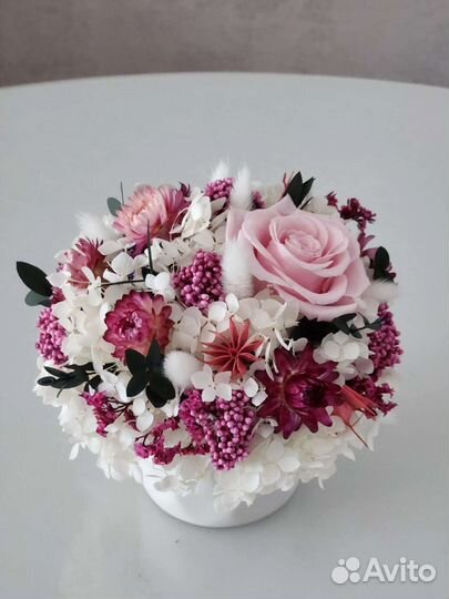 Композиция из стабилизированных цветов