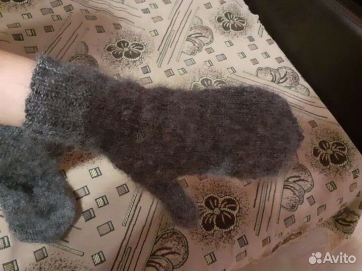 Варежки мужские вязаные из козьего пуха