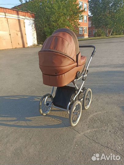 Коляска (шезлонг в подарок)