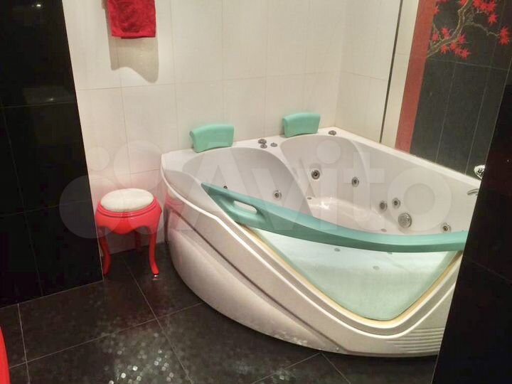 1-к. квартира, 46 м², 7/17 эт.