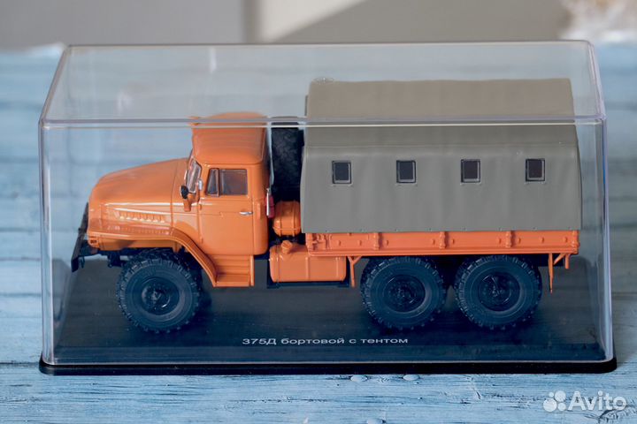 Урал 375д модель 1:43 SSM