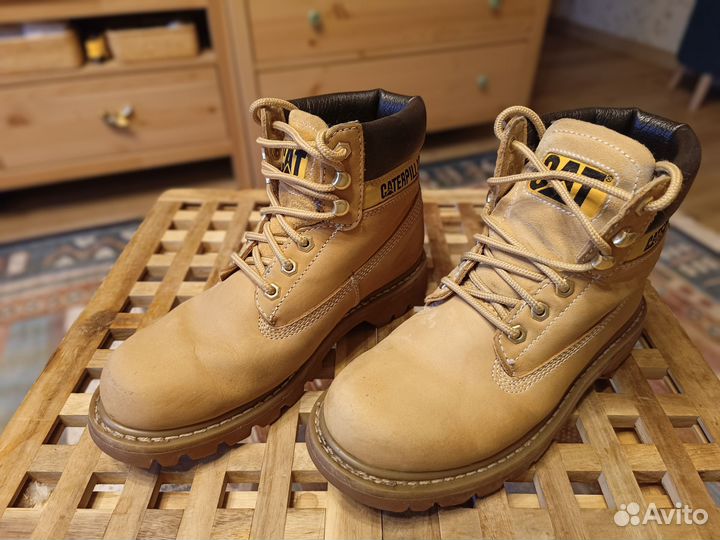 Ботинки женские зимние 39 caterpillar