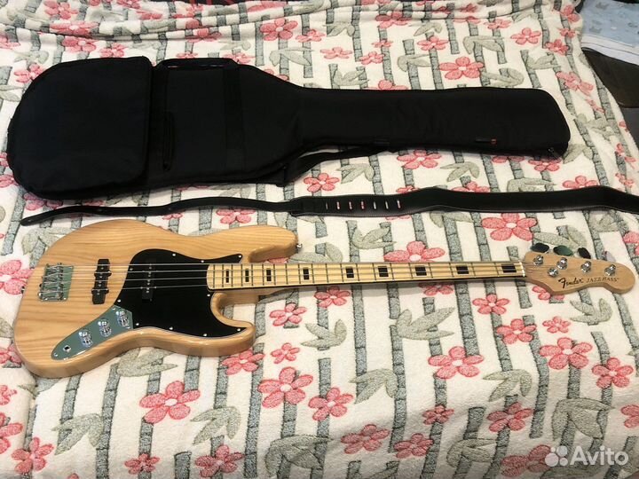 Бас гитара fender jazz bass