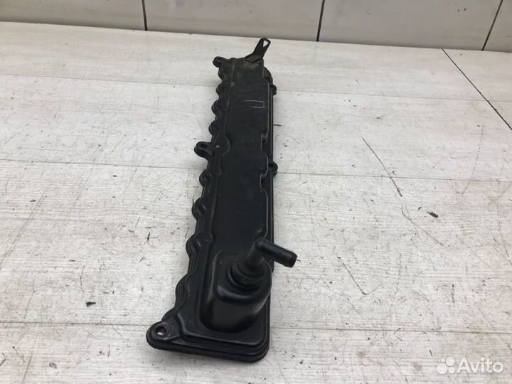 Клапанная крышка правая Mitsubishi Pajero Pinin