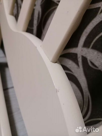 Детская кроватка с маятником