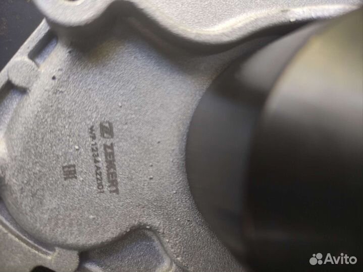 Водяной насос помпа