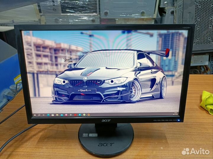 Монитор 20 дюймов