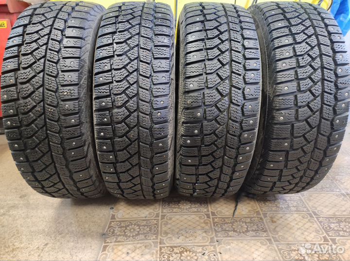 Viatti Brina Nordico V-522 185/55 R15 82T